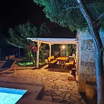 Vila Danino Jezera